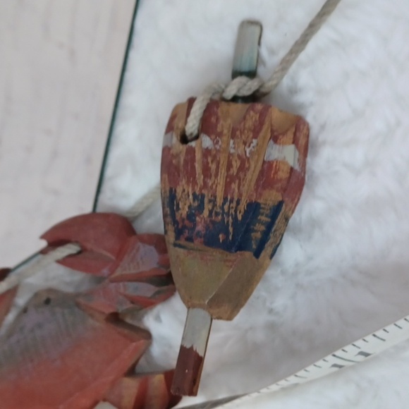 Hanging Rope With Wooden Cut Out Lobster Crabs Decor 7 Pieces - Picture 4 of 8